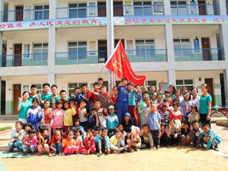 安徽教育网报道beat365官网薪火社志愿者暑期赴陇南支教纪实